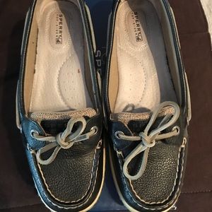 Sperry topsiders